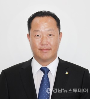 국립산청호국원 안장담당 이병문