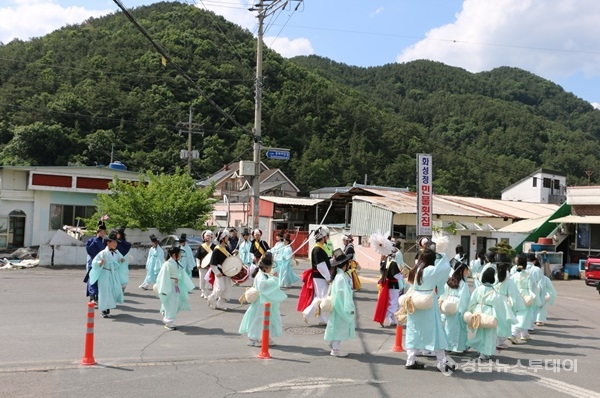 창원특례시는 오는 19일 마산향교 및 선비길(교동1길), 교동리 공영주차장에서 창원국악관현악단이 주관하는 ‘선비길 선비문화 페스타’ 행사가 개최된다.<사진제공=창원특례시>