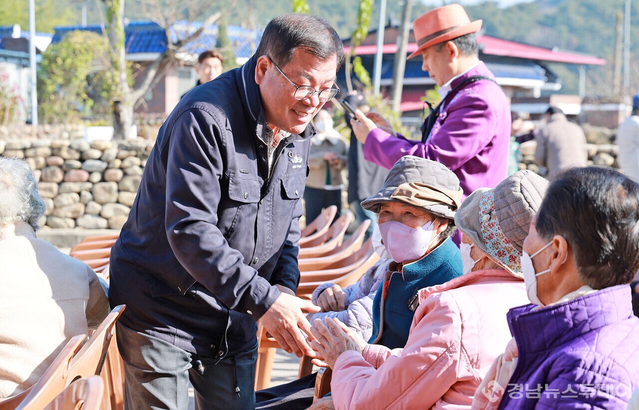 산청군, 신등면 법물마을회관 신축사업 준공