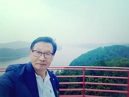 “아버지가 뒷집에서 빌려 주신 여행 경비 천원”