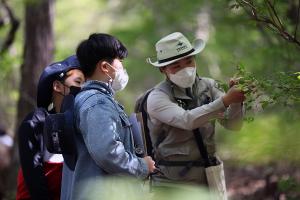 "지리산국립공원경남사무소, &apos;자연과 함께하는 행복한 여정&apos; 생태복지 프로그램 운영"