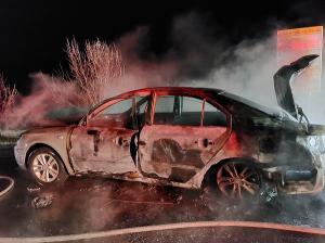 창원 의창구 외산리 공원 주변 도로서 승용차 화재…1명 사망