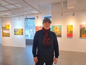 서양화가 안호경 작가, 점묘화법으로 만든 사랑이야기 &apos;그대 그리고 나&apos; 개인전 성료