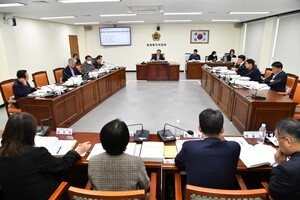 문화복지위, 경남체육회 46억 물품 방치,  4년간 재물조사 0건, 편법 계약 ‘집중 포화’